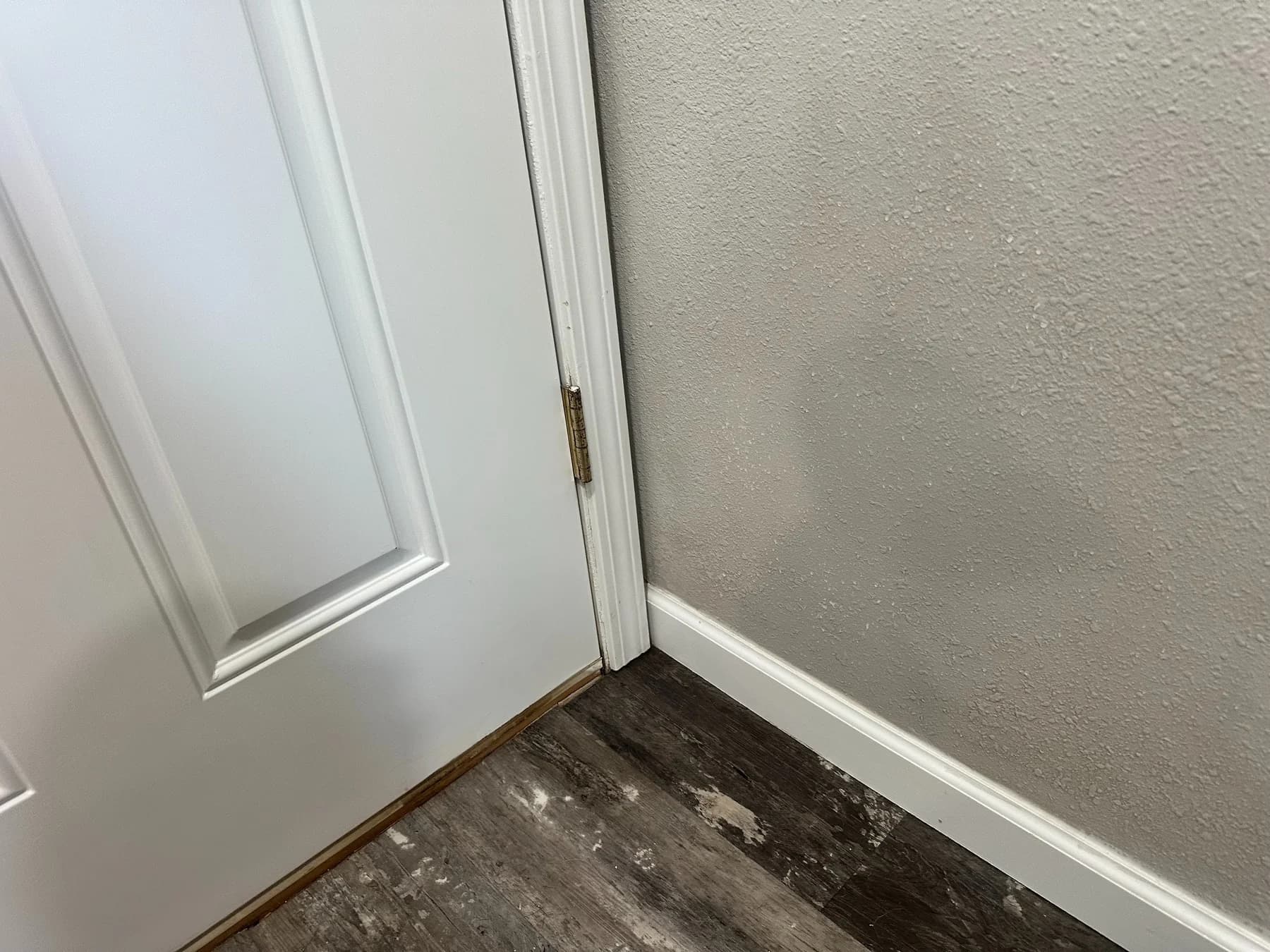 Wall spot clean-up after
