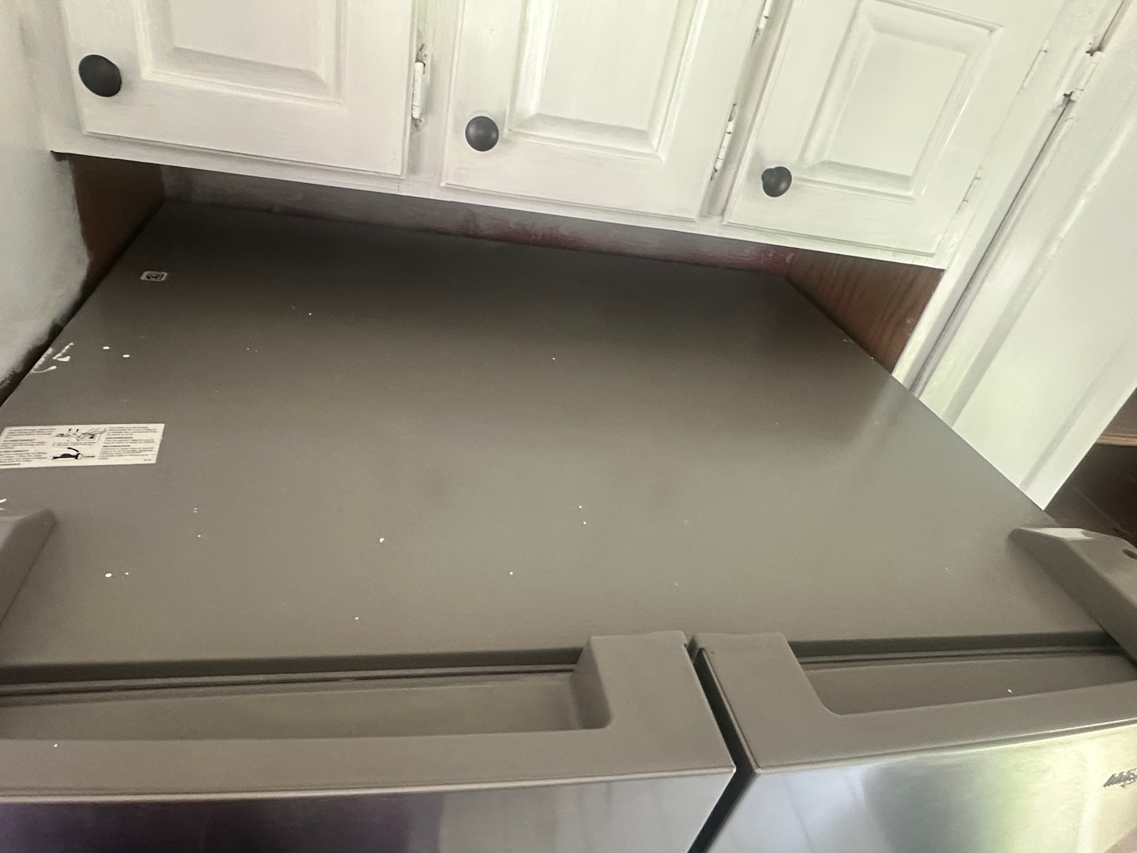 Top of fridge detail after
